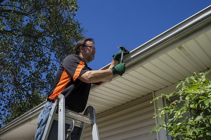 eavestrough repairs toronto