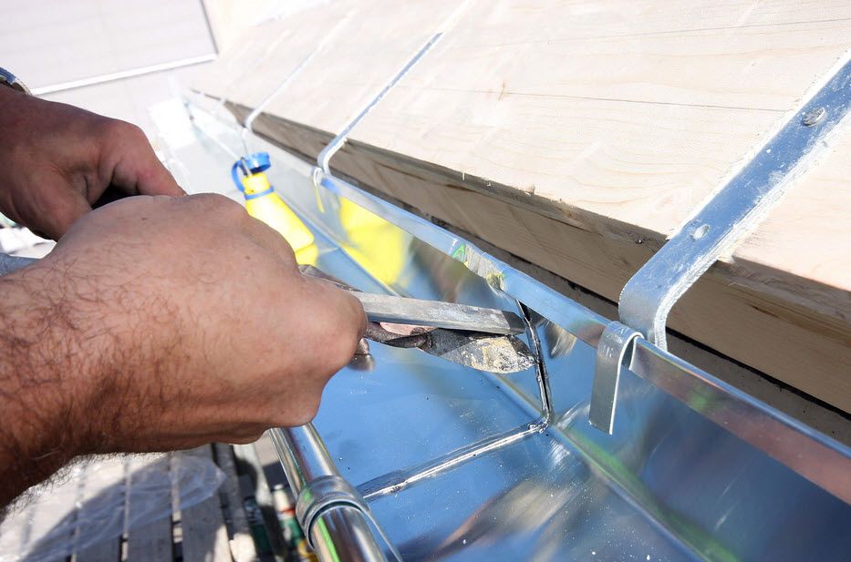 Gutter Cleaning Services