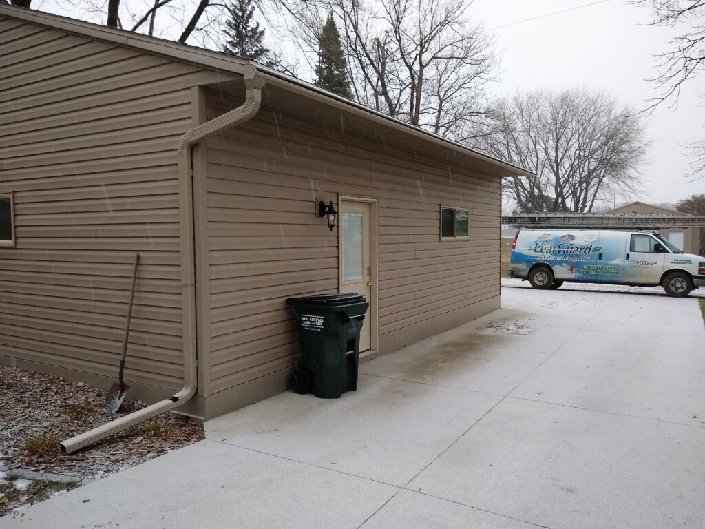 LeafGuard on Diamond Lake in Atwater Minnesota - Kandiyohi County