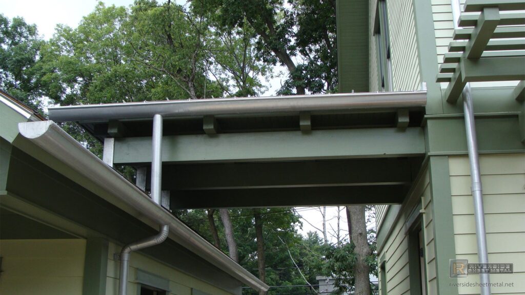 TCSII half-round single bead gutter installation