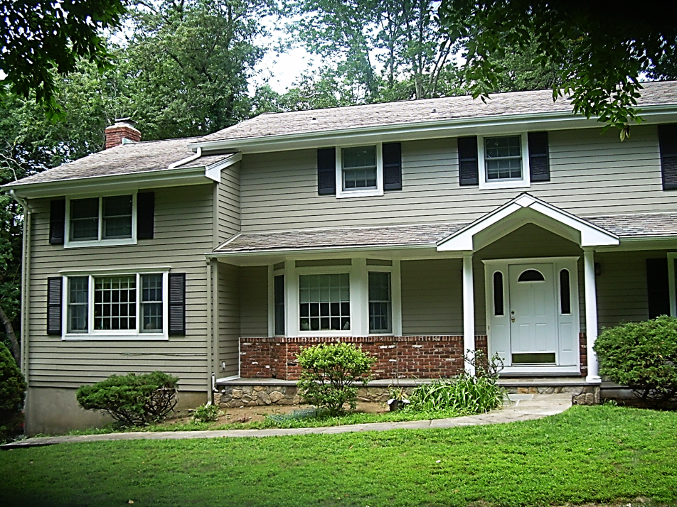 These homeowners called us to give an estimate for fiber cement siding and gutte...