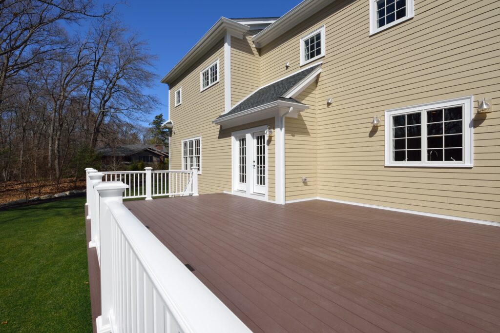 Signs Your Home Needs Siding Repair: How to Identify and Fix Common Issues